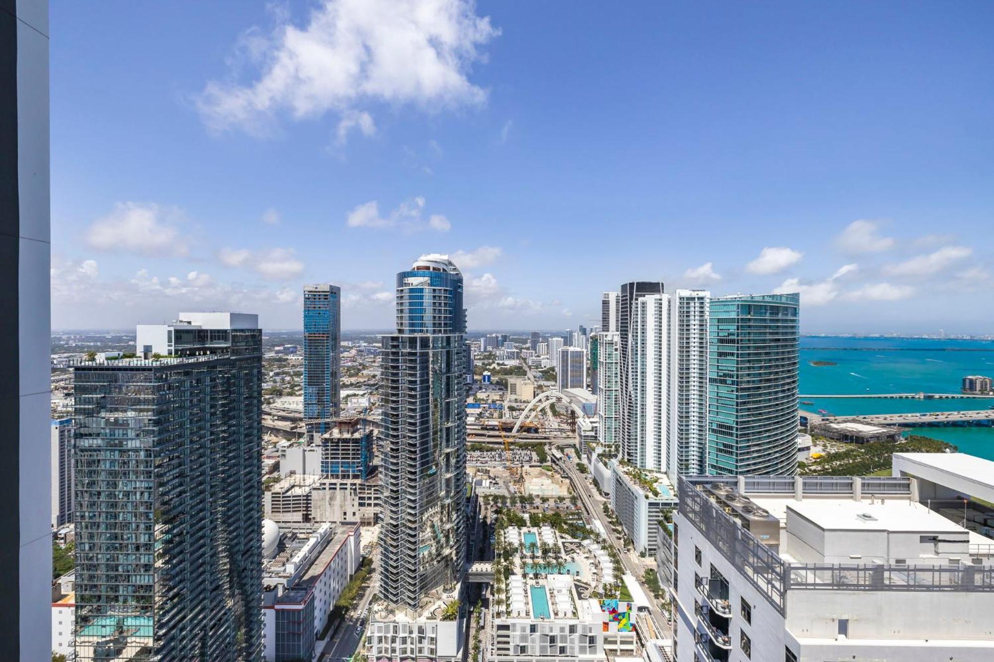 Elegant W Location! Apartamento *